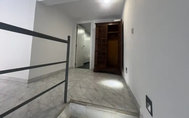Piso en  Plaza Virgen del Romero 7 - Foto 4