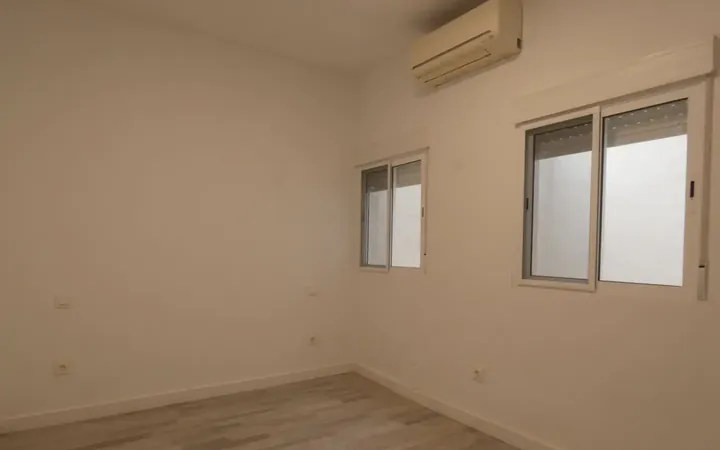 Local comercial en  Calle de José del Pino 48 - Foto 17