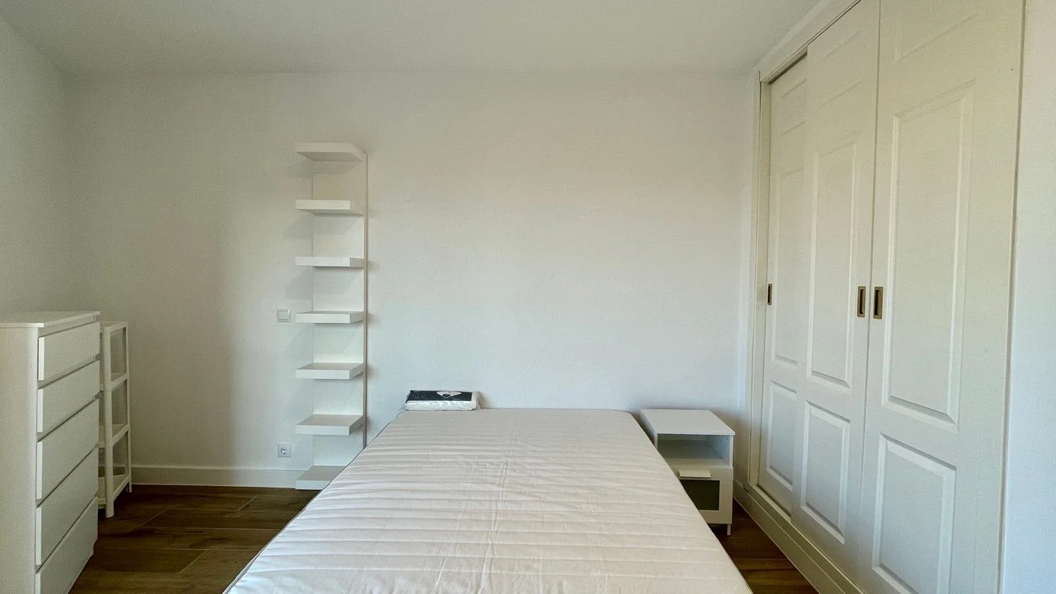 Estudio en calle de Algemesí, 26 - Foto 2