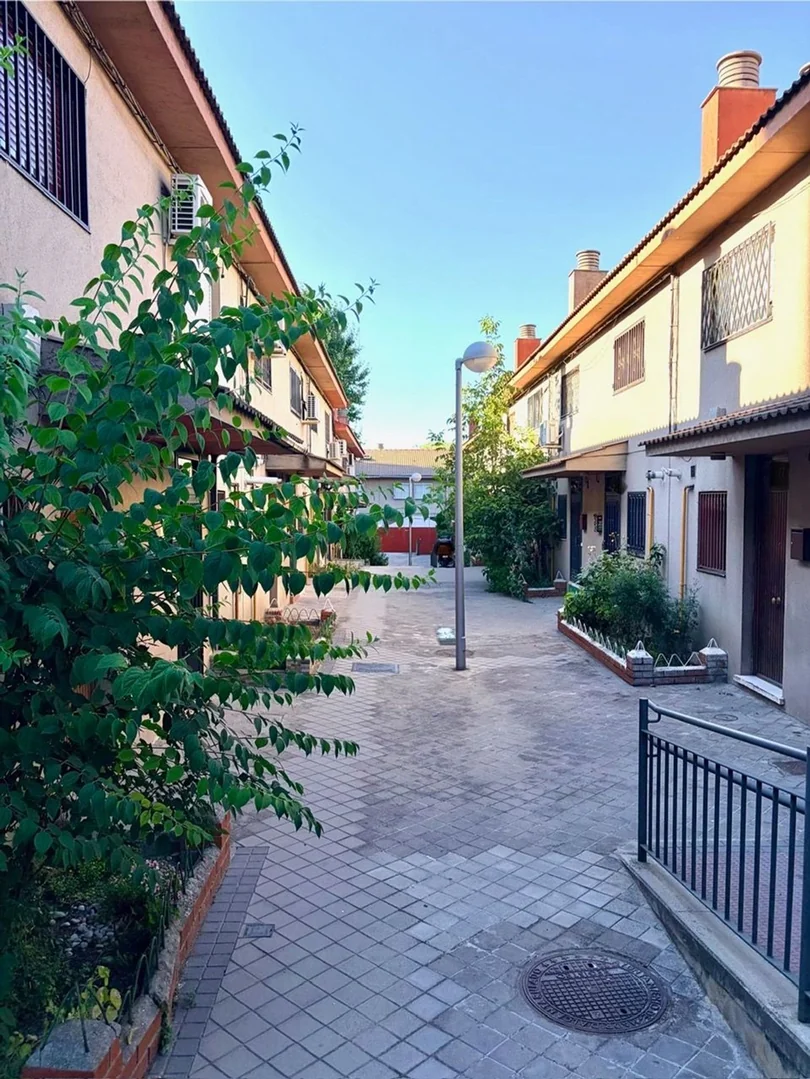 Chalet adosado en Orcasitas, Orcasitas - Foto 18