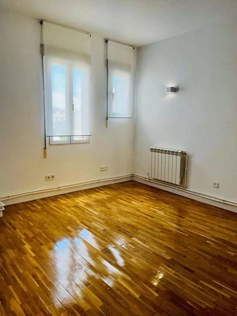 Piso en calle de Eugenia de Montijo, 51 - Foto 12