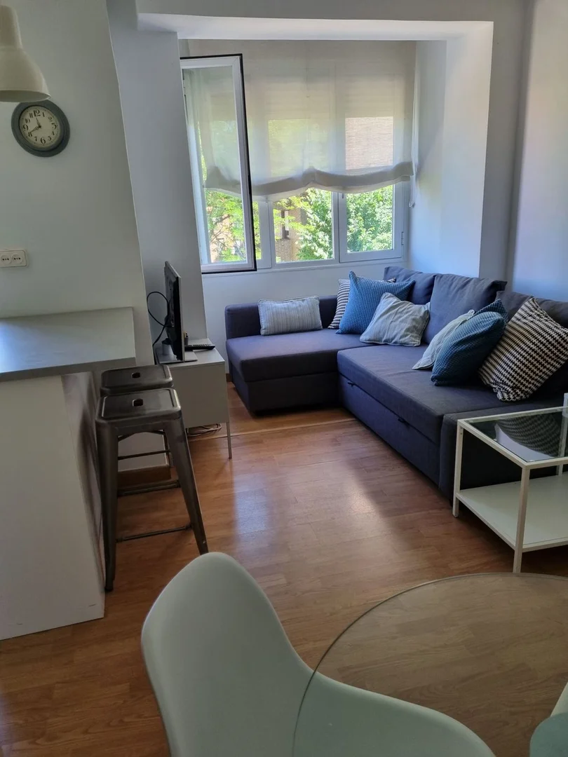 Piso en calle de las Cañas, 4