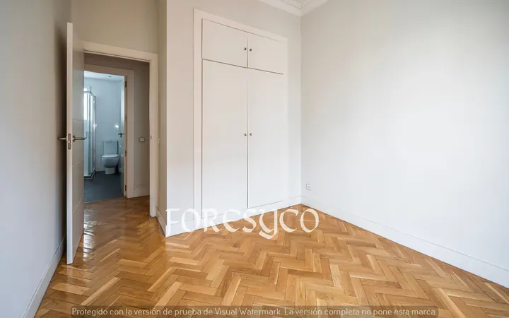 Piso en Calle de Santa Engracia, Almagro - Foto 21