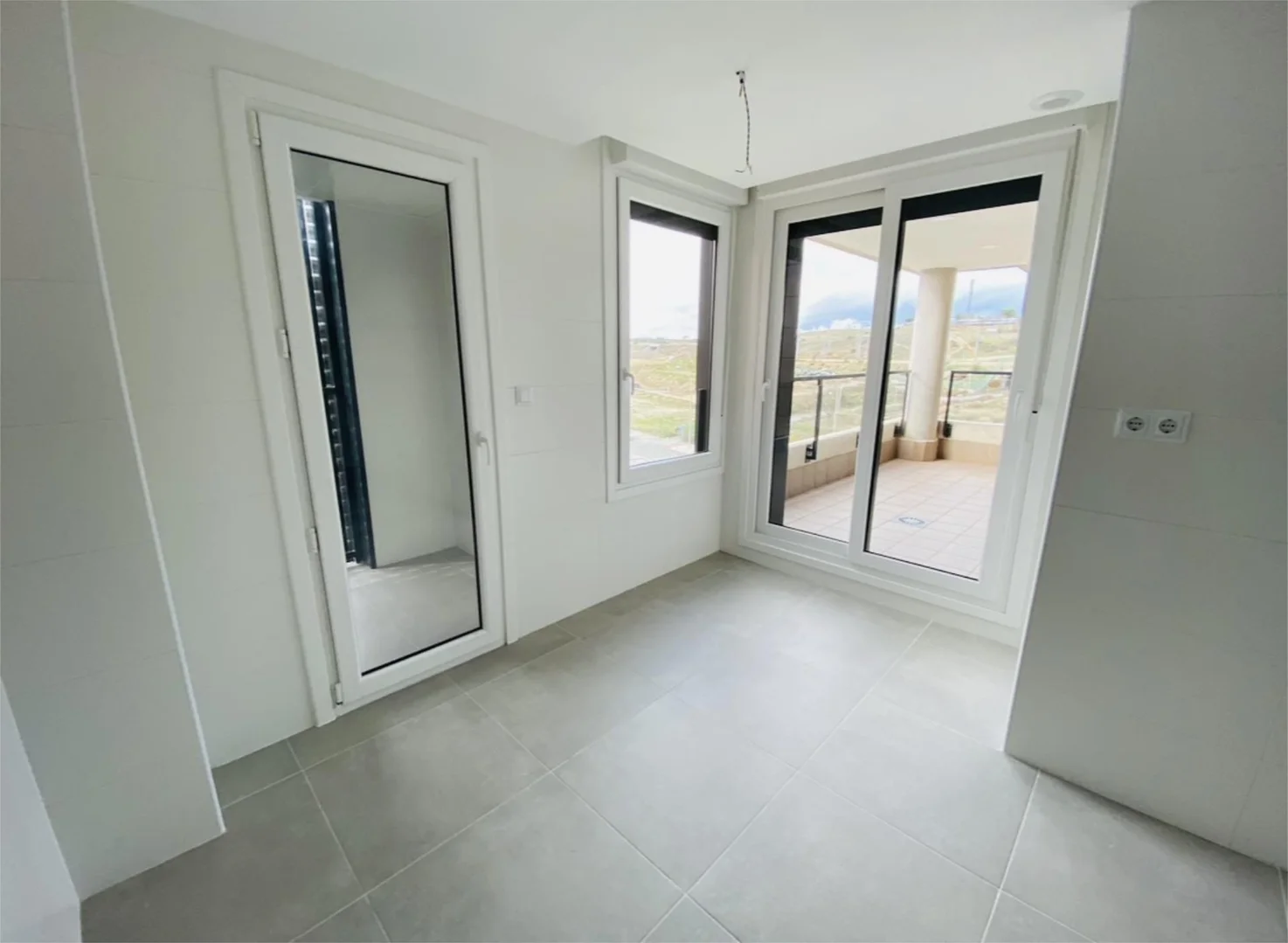 Piso en  Calle de Federica Montseny 8 - Foto 26