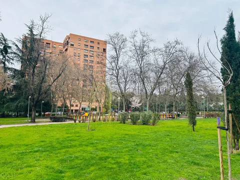 Piso en calle de Melchor Fernández Almagro, 21 - Foto 4