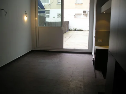 Estudio en calle del Cardenal Tedeschini, 81 - Foto 2