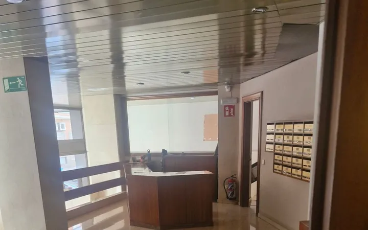 Piso en Calle de Ramón de Santillán, 15 b - Foto 1