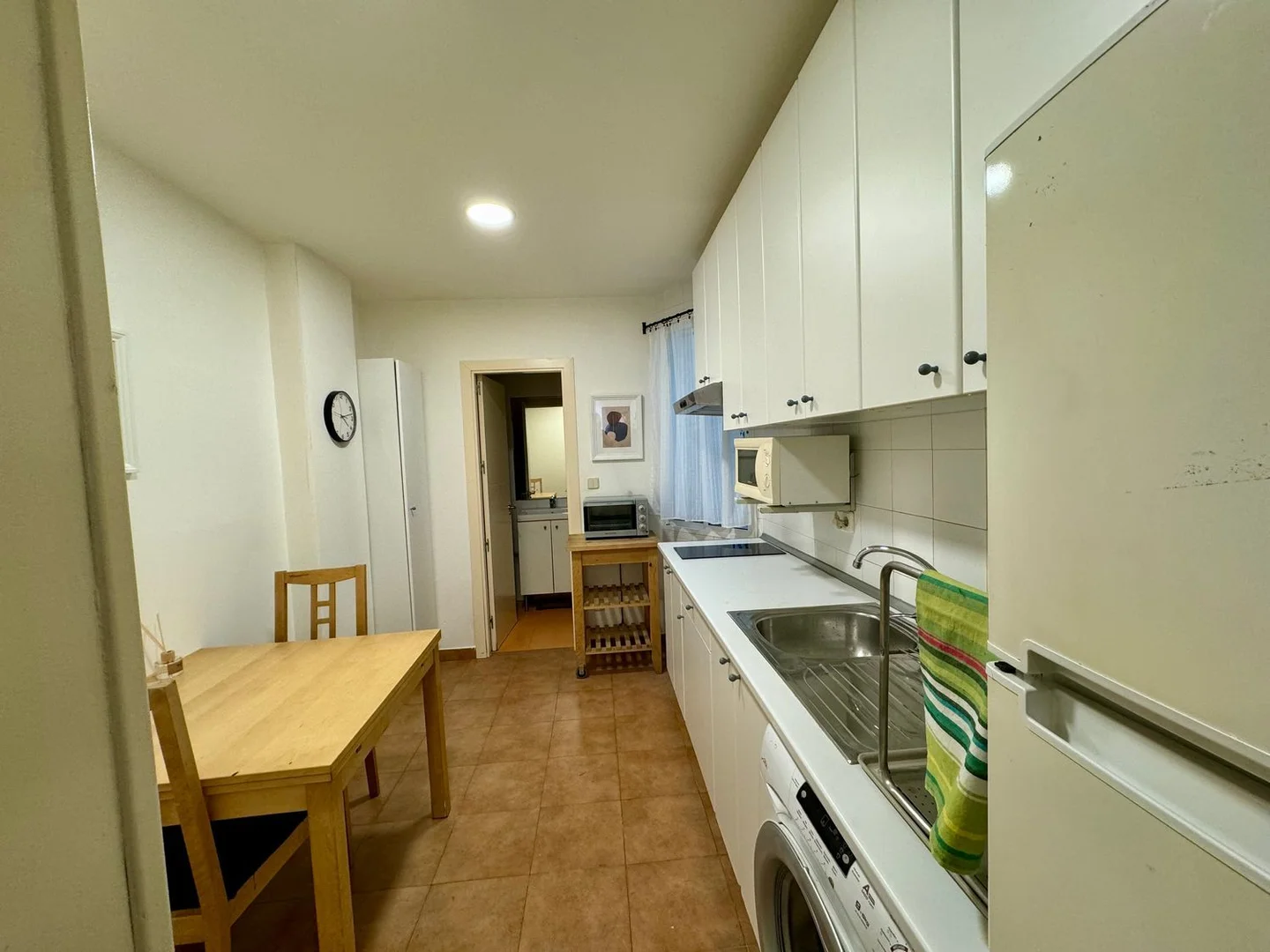 Estudio en calle de Cardenal Mendoza, 27 - Foto 4