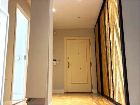 Piso en  Calle del Segre 14 - Foto 4