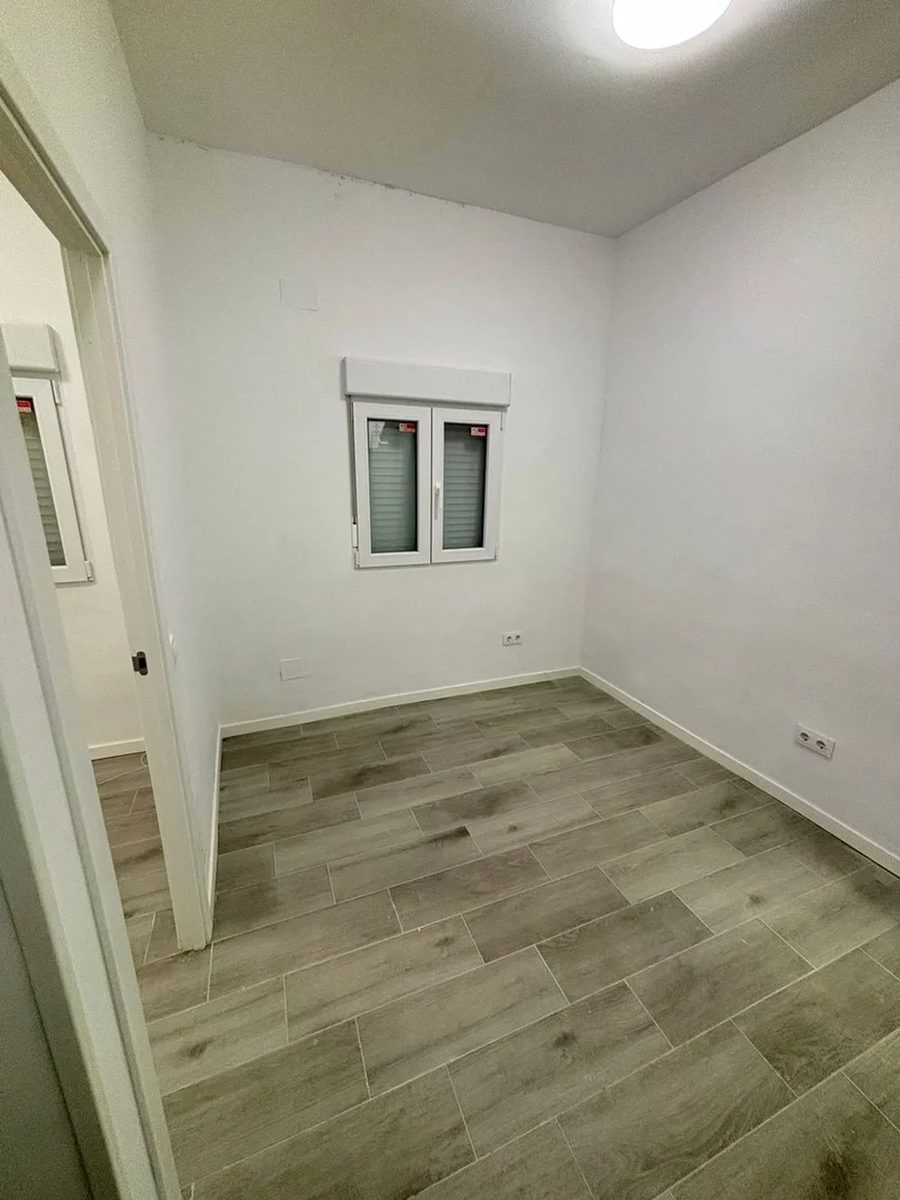 Piso en Calle de Carabelos, San Fermín - Foto 5