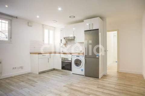 Piso en calle de los Carrascales - Foto 1