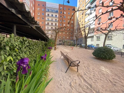 Piso en calle de San Leopoldo, 5 - Foto 1