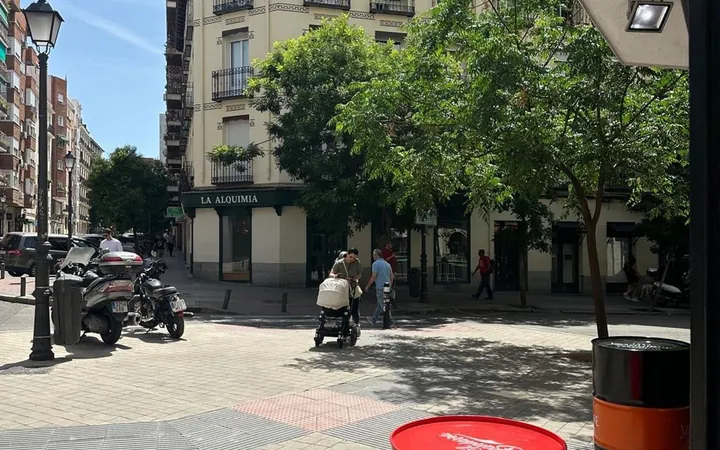 Piso en Calle de Galileo, 32 - Foto 25