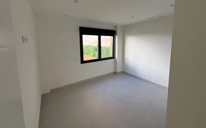 Piso en  Calle de Carnicer 22 - Foto 3