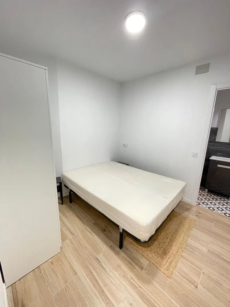 Estudio en Calle de l'Hortal, 35, El Carmel - Foto 9