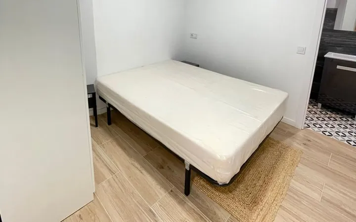 Estudio en Calle de l'Hortal, 35, El Carmel - Foto 9