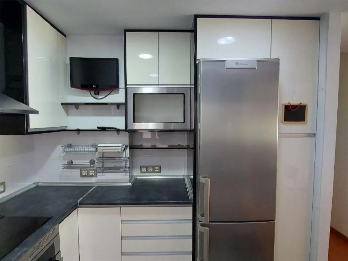 Piso en  Calle de Villasandino 28 - Foto 42