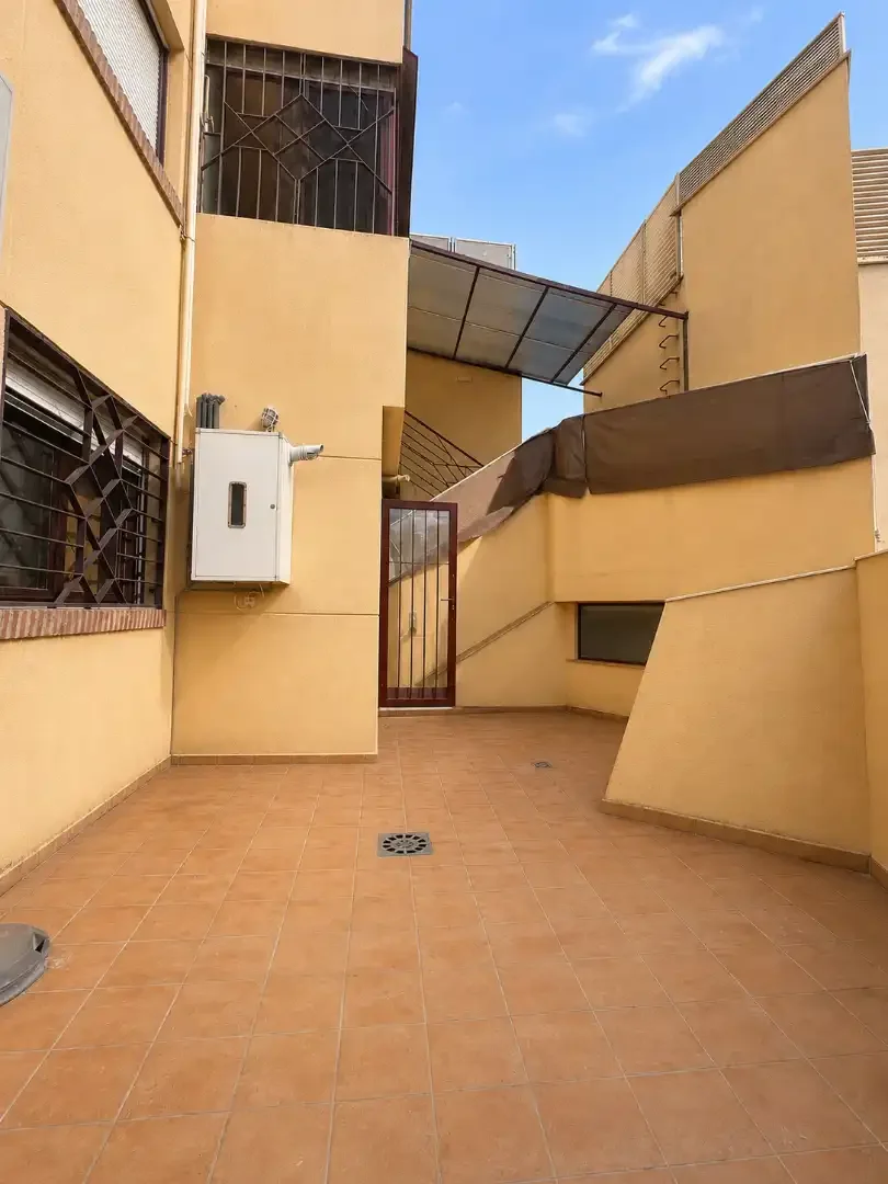 Piso en  Calle de Caroli - Foto 2