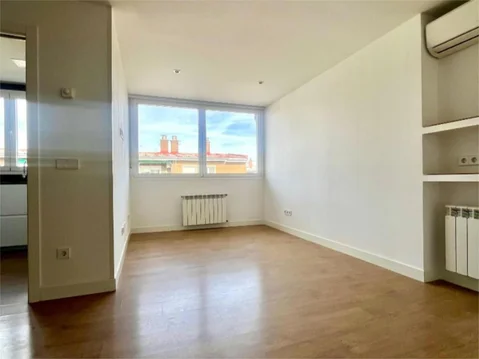 Piso en  Calle de César González Ruano 19 - Foto 28