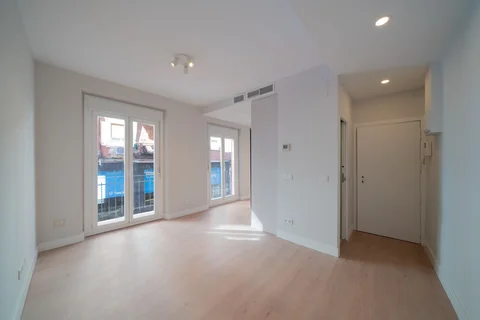 Piso en calle de Fernández de Oviedo, 2 - Foto 2