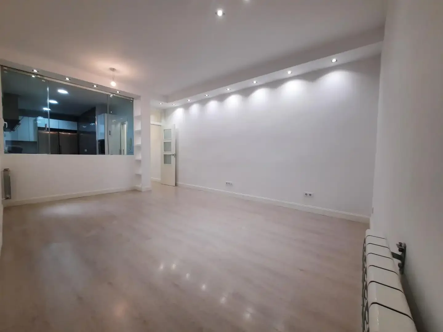 Piso en  Calle de Fernán González 50 - Foto 4