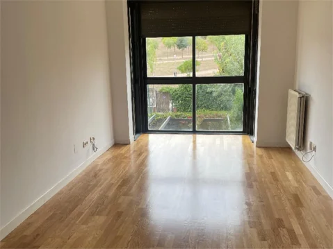 Piso en  Calle de Américo Castro 94 - Foto 2