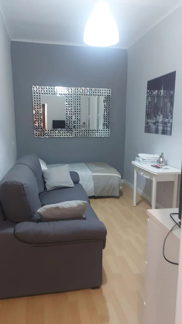 Estudio en calle de Cartagena, 59 - Foto 2