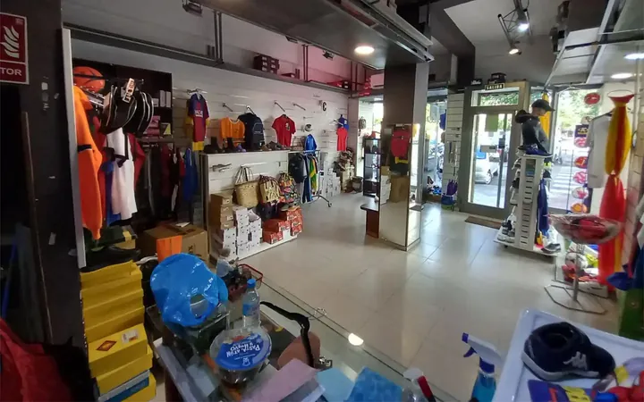Local comercial en  Calle de las Islas Cíes 31 - Foto 5