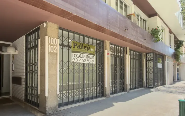 Local comercial en  Carrer de Pau Alsina 100 - Foto 1