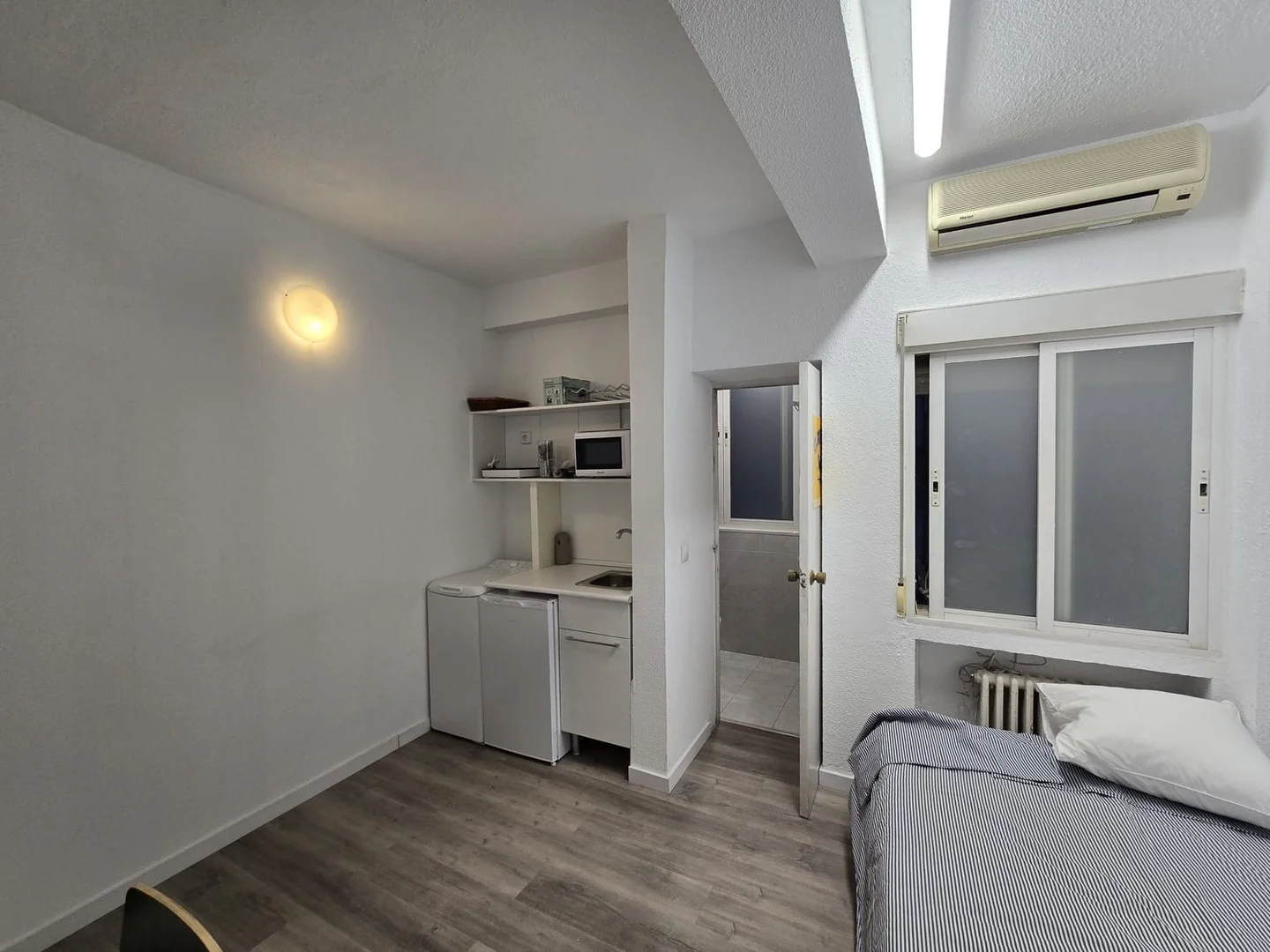 Estudio en Calle de Guzmán el Bueno, Vallehermoso - Foto 11