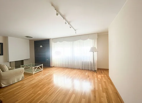 Piso en calle de Fermín Caballero, 52 - Foto 2