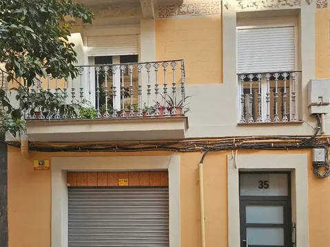 Local comercial en  Carrer del Masnou 35 - Foto 1