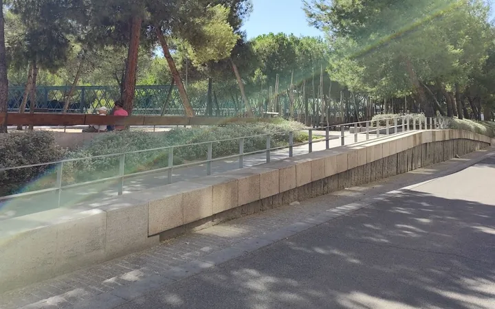 Piso en Avenida del Manzanares, 40, Los Cármenes - Foto 2
