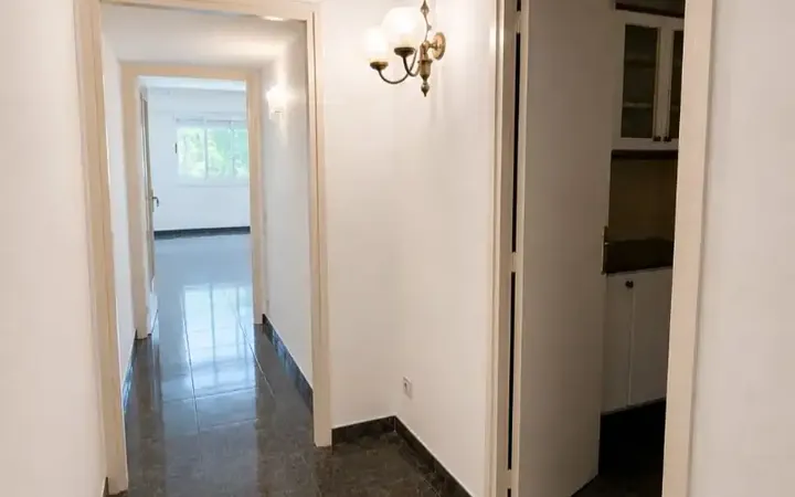 Piso en  Carrer de Vila i Vilà 35 - Foto 3