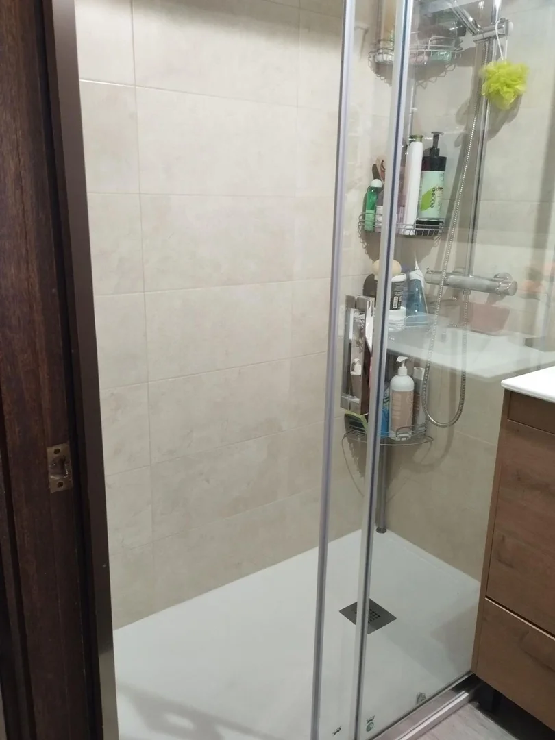 Estudio en calle de la Infanta Mercedes, 92 - Foto 13