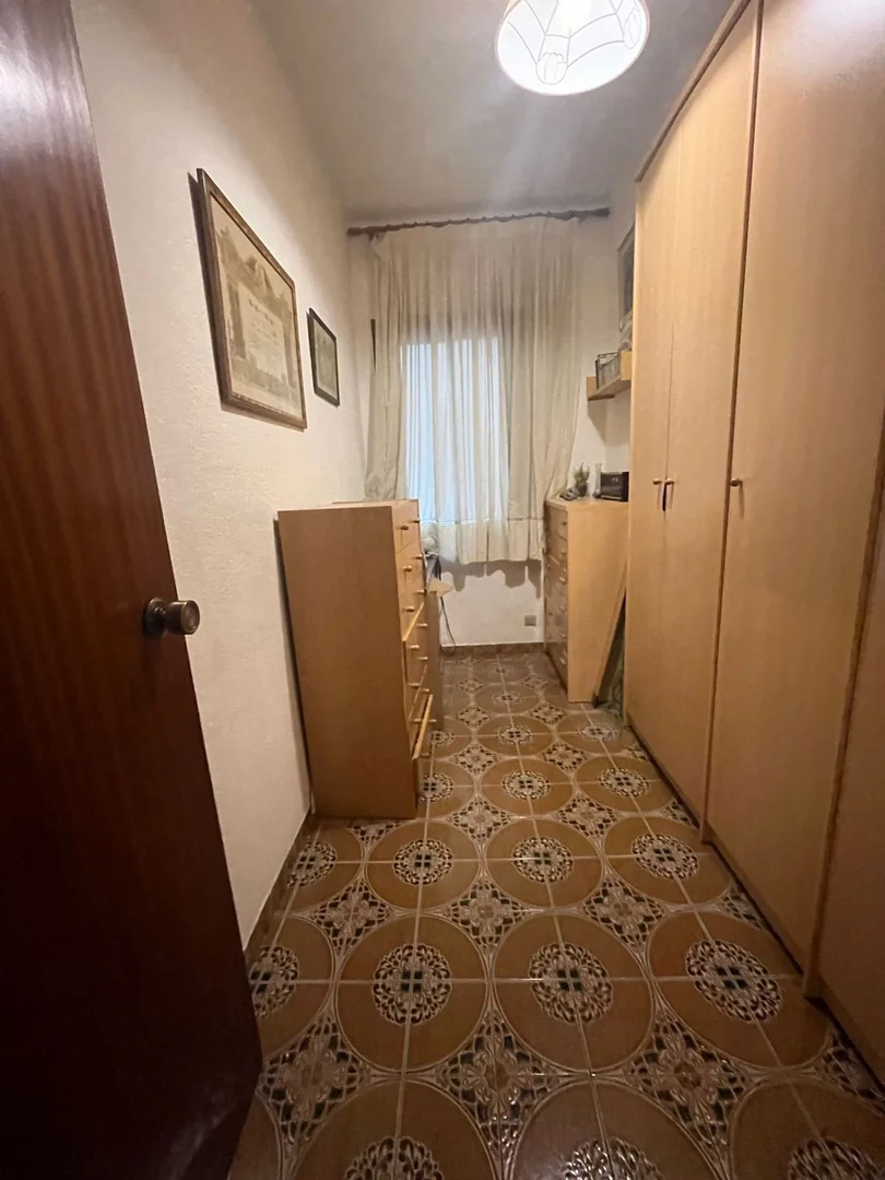 Piso en Calle del Segre, 76 - Foto 3