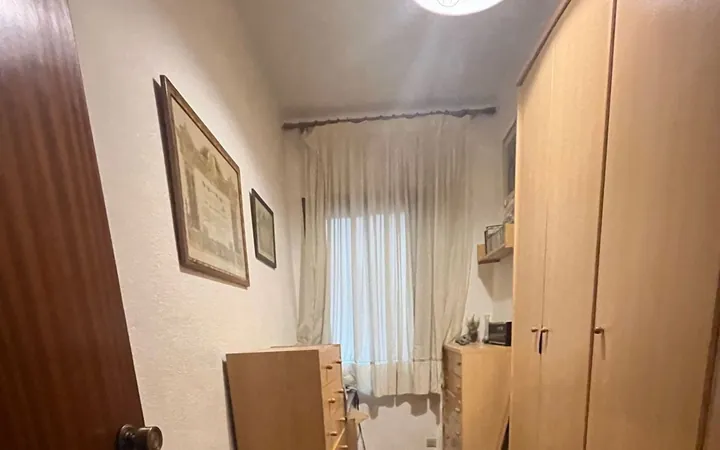Piso en Calle del Segre, 76 - Foto 3