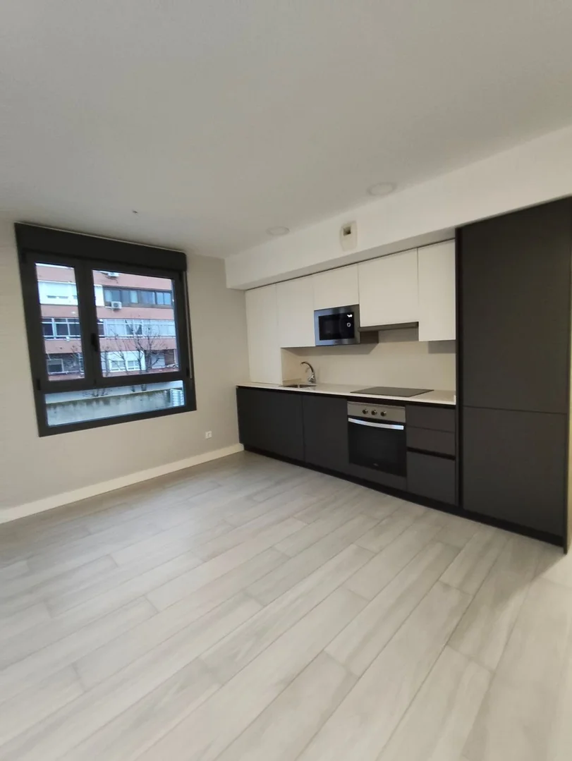 Piso en calle villarcayo, 2 - Foto 4