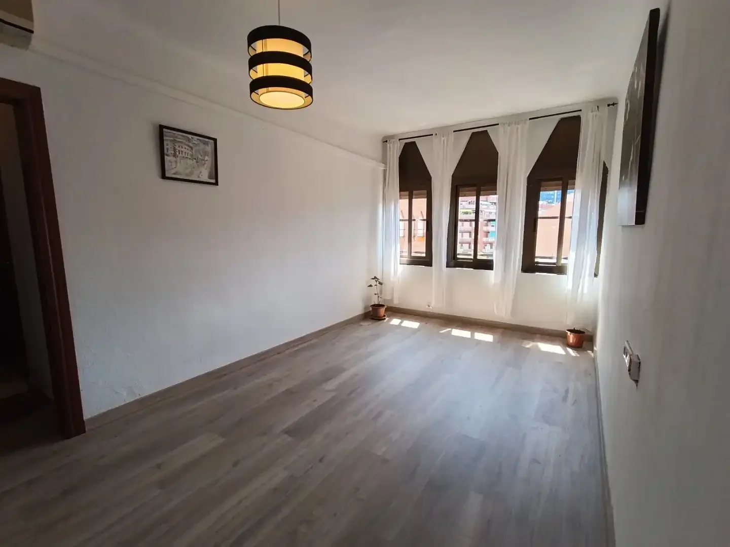 Piso en  Carrer de la Mare de Déu de Port 61 - Foto 5