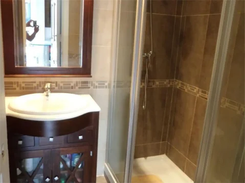 Piso en  Calle de Cuchilleros 1 - Foto 9