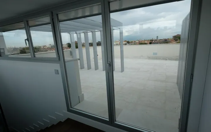 Chalet pareado en Calle de Zacarías Homs, Canillas - Foto 4