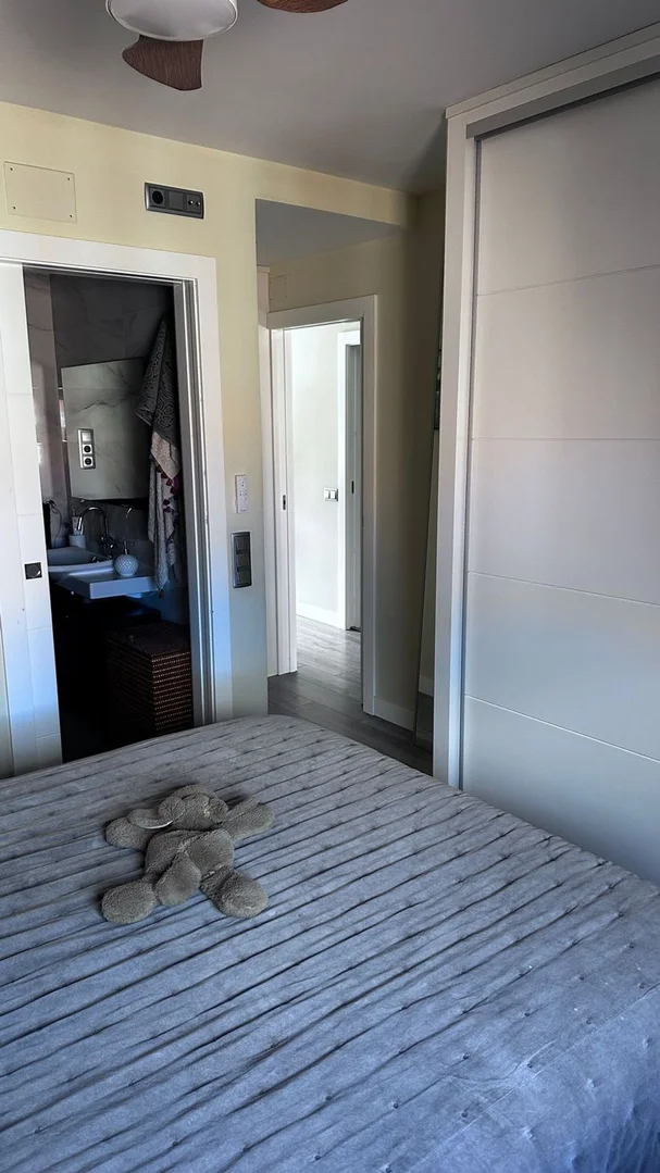 Ático en Barrio Rosas - Foto 10