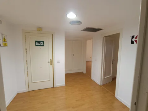 Piso en calle de Emilio Vargas, 20 - Foto 2