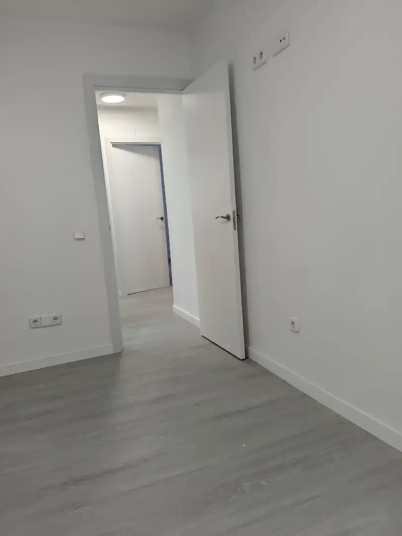 Piso en  Calle de la Giralda - Foto 4