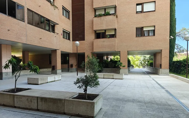 Piso en Calle de Ramón Gómez de la Serna, 11, Peñagrande - Foto 1