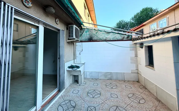 Chalet adosado en Orcasitas, Orcasitas - Foto 9