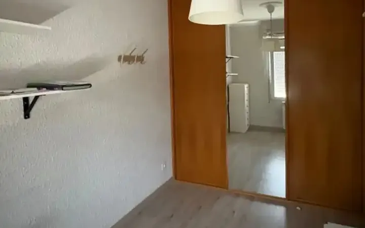 Piso en  Carrer del Vallespir 108 - Foto 5