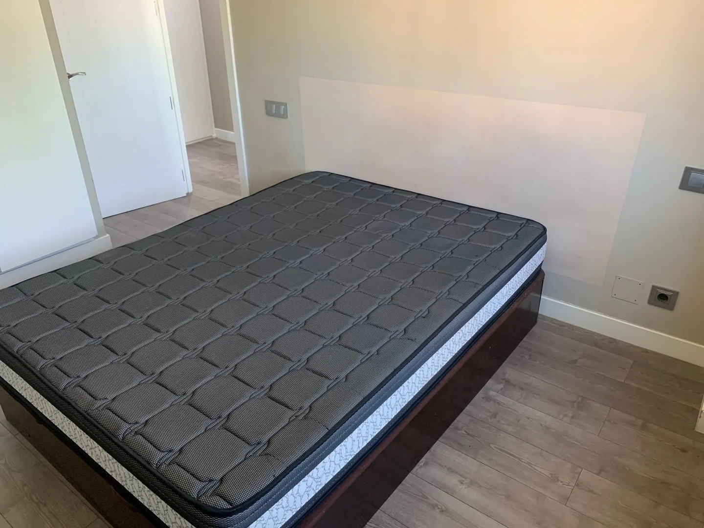 Piso en Barrio Valdeacederas - Foto 14