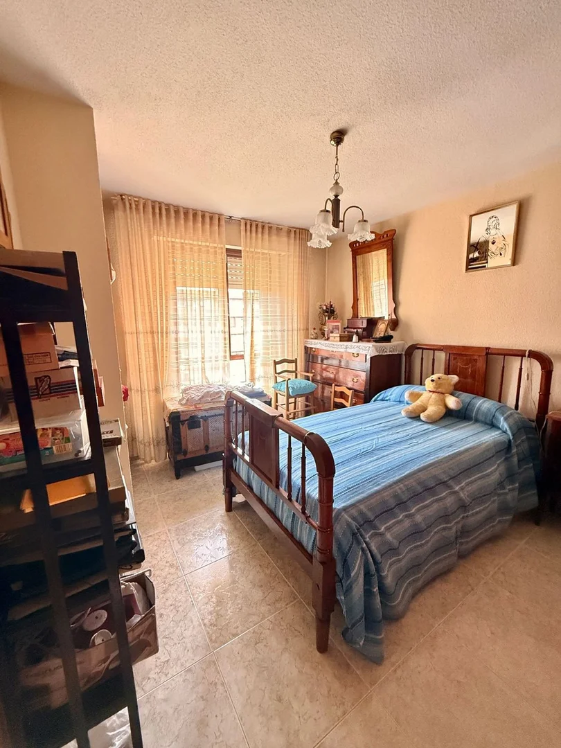 Piso en calle de Ramón Pérez de Ayala, 136 - Foto 15