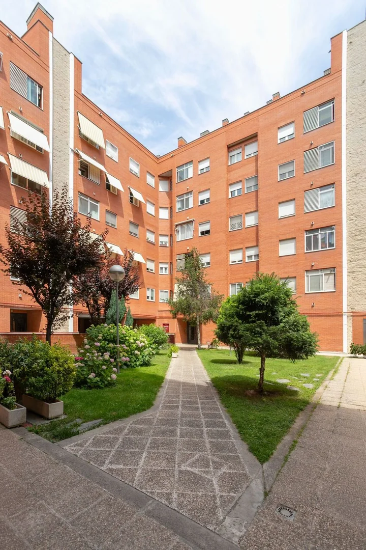 Piso en Calle del Lago Constanza, Ventas - Foto 27